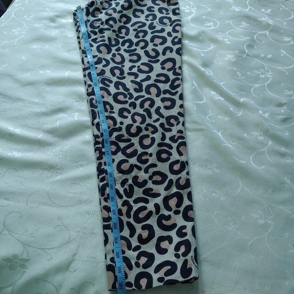 LOVE Moschino Leopard Print Pants, size 6 - Picture 15 of 15